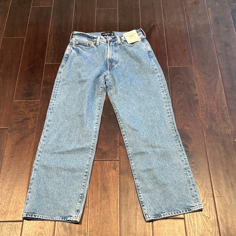Abercrombie & Fitch Light Blue Relaxed Men's Jeans